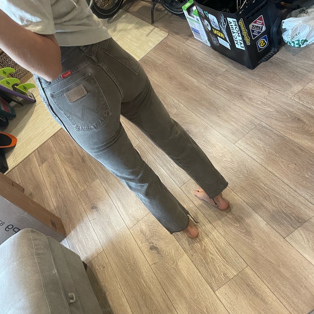 Women’s ash grey wranglers